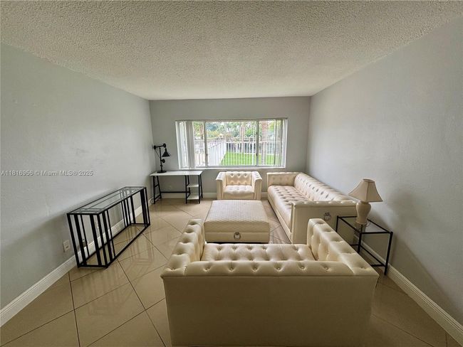 APT-3 - 251 Se 6 Th Ave, Condo with 1 bedrooms, 2 bathrooms and null parking in Pompano Beach FL | Image 4
