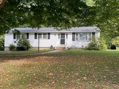 92 Dracut Rd, Hudson, NH, 03051-5403 | Card Image