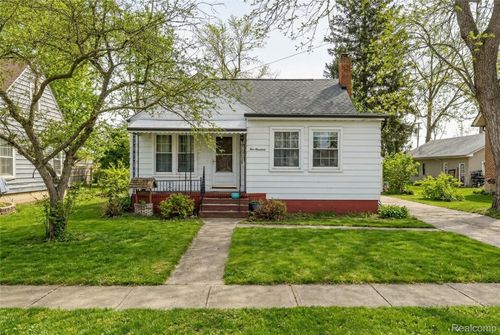 500 N Main St, Imlay City, MI, 48444-1153 | Card Image