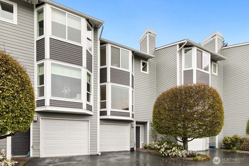 3835 25th Avenue W, Seattle, WA, 98199 | Card Image