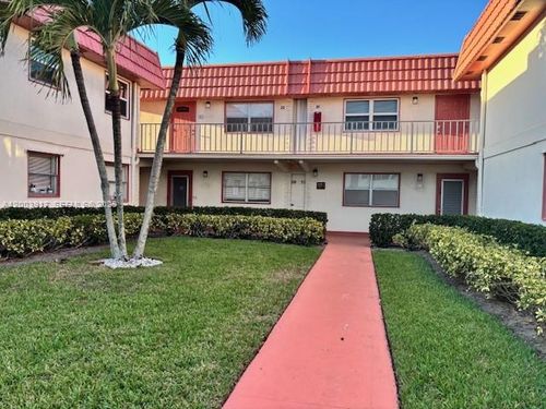 8-8 Saxony A, Delray Beach, FL, 33446-1815 | Card Image