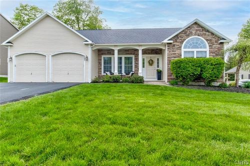 3295 Oak Brook Rd, Lysander, NY, 13027-3612 | Card Image