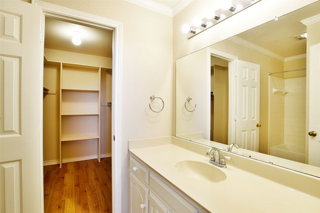 148 Cobblestone Row, House other with 3 bedrooms, 3 bathrooms and null parking in Denton TX | Image 20