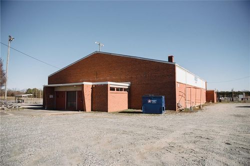 5009 Nc Highway 150 E, Browns Summit, NC, 27214-9415 | Card Image