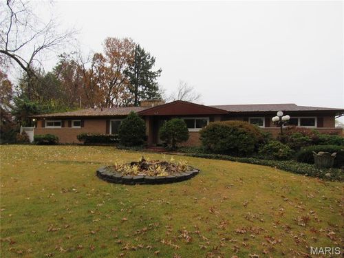 42 Harneywold Dr, Saint Louis, MO, 63136-2402 | Card Image