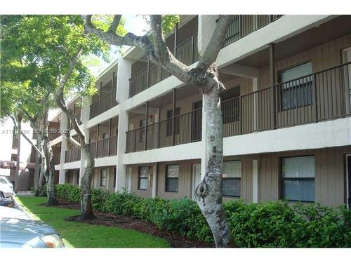 211-8715 Shadow Wood Blvd, Coral Springs, FL, 33071-6743 | Card Image
