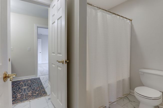 2122 Lakes Edge Dr, House other with 5 bedrooms, 6 bathrooms and null parking in Newburgh IN | Image 28