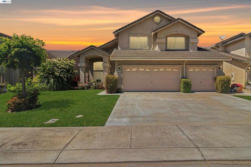 4227 Bayonne Ct, Stockton, CA, 95206-6074 | Card Image