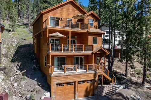 15224 W Reed Ave, Truckee, CA, 96161-3610 | Card Image