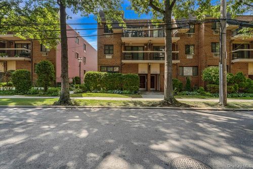 2-71-24 162nd Street, New York, NY, 11365 | Card Image