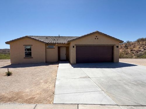 675 Ringtail Rd, Wickenburg, AZ, 85390-2653 | Card Image