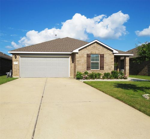 2419 Divot Ln, Navasota, TX, 77868-2256 | Card Image