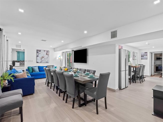 2320 Sw 36 Th Ave, House other with 6 bedrooms, 5 bathrooms and null parking in Fort Lauderdale FL | Image 7