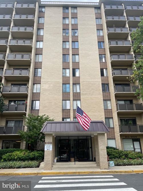 921-3100 S Manchester St, FALLS CHURCH, VA, 22044-2717 | Card Image