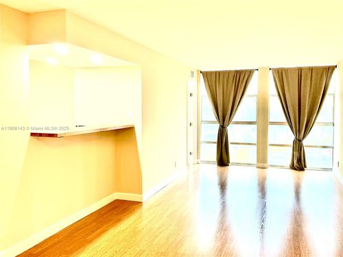 apt-319-801 Three Islands Blvd, Hallandale Beach, FL, 33009-7808 | Card Image