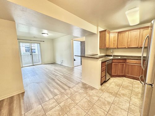 apt-11-848 Bristle Pine Pl, Salt Lake City, UT, 84106-4717 | Card Image