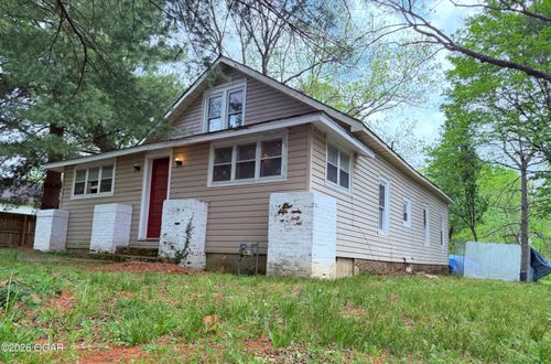 201 E 2nd St, Pineville, MO, 64856 | Card Image