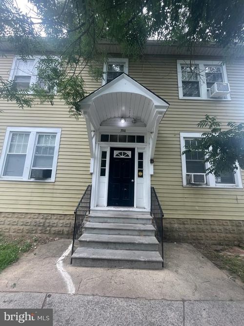 2-700 Hunter St, GLOUCESTER CITY, NJ, 08030-2010 | Card Image