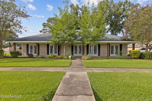 704 Canaan Dr, Lafayette, LA, 70508-7445 | Card Image