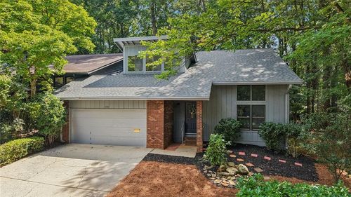 230 Lakeview Rdg E, Roswell, GA, 30076-3205 | Card Image