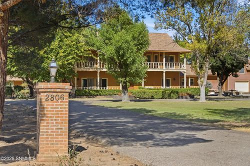 2806 Valle Grande, Las Cruces, NM, 88005-3960 | Card Image