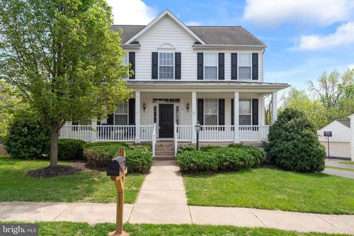 5 Cooper Run St, Lovettsville, VA, 20180-8646 | Card Image