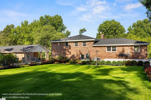 132 Trent Dr, Taylors, SC, 29687-3990 | Card Image