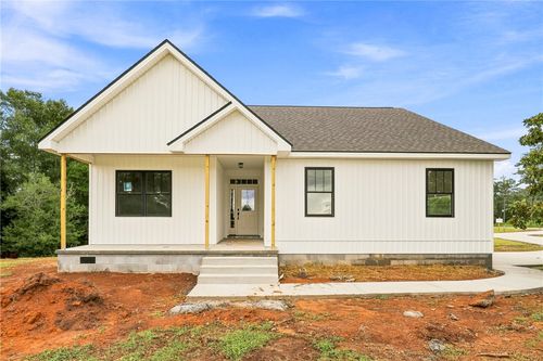 403 Anderson Ave, Westminster, SC, 29693-1409 | Card Image