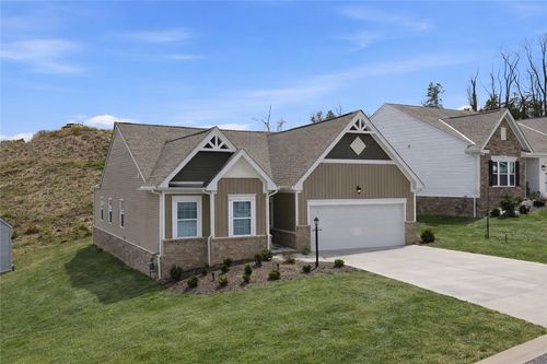 141 Deana Dr, Mc Kees Rocks, PA, 15136-4200 | Card Image