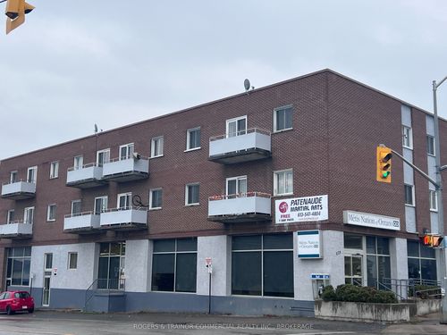 {{alt}} | Card Image