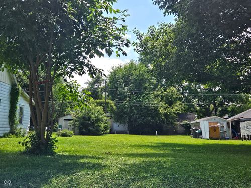 1217 W 1st St, Anderson, IN, 46016-2401 | Card Image