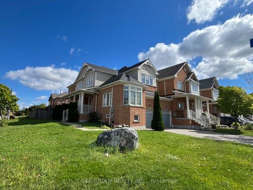 1667 Frolis St, Oshawa, ON, L1K0L4 | Card Image