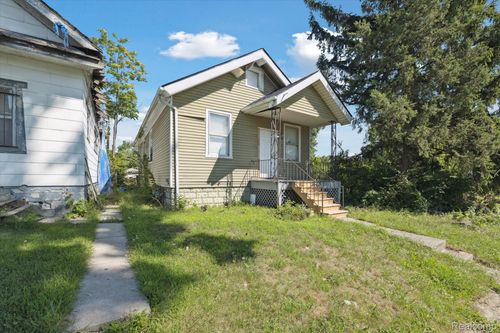 17412 Wanda St, Detroit, MI, 48203-2370 | Card Image