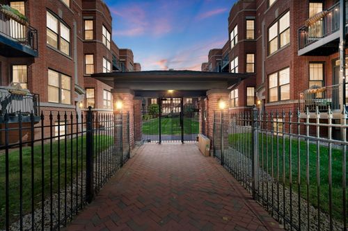 3a-2705 Mildred Ave, Chicago, IL, 60614-1434 | Card Image