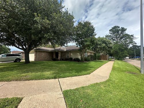 22151 Pearl Lake Dr, Katy, TX, 77449-3804 | Card Image