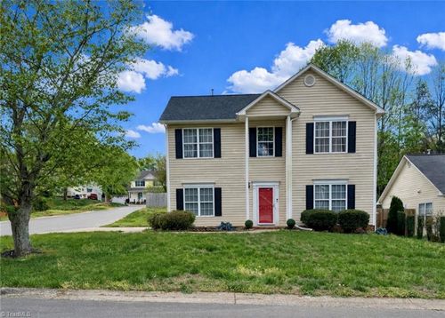 3770 Poplar Valley Ln, Winston Salem, NC, 27127-4506 | Card Image