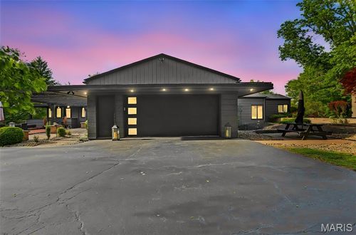 7 Talisman Way Dr, Florissant, MO, 63034-1524 | Card Image