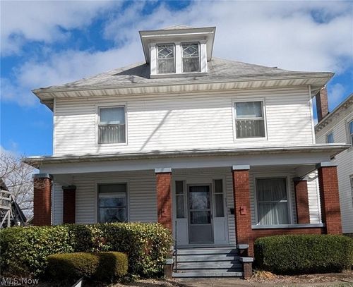 955 Adair Ave, Zanesville, OH, 43701-2841 | Card Image