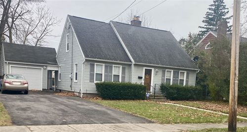 35 Westmoreland Dr, Rochester, NY, 14620-4527 | Card Image