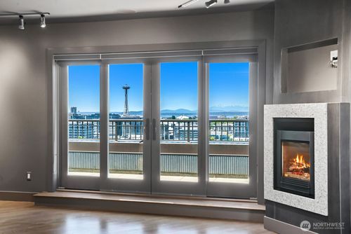 apt-402-745 Bellevue Ave E, Seattle, WA, 98102-4484 | Card Image