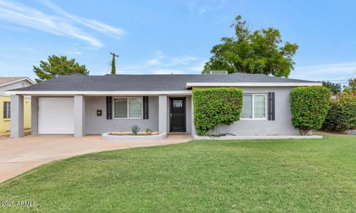 3822 E Monterosa St, Phoenix, AZ, 85018-4819 | Card Image