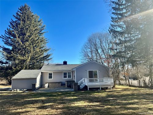 2645 Old Yorktown Rd, Yorktown Heights, NY, 10598-3136 | Card Image