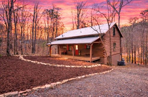 89 Tara Ln, Ellijay, GA, 30540-8813 | Card Image