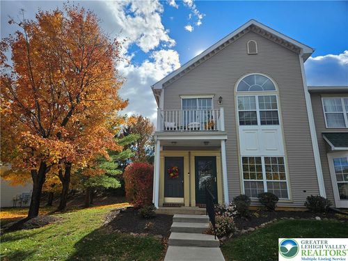 1876 Mansfield St, Hellertown, PA, 18055-2826 | Card Image