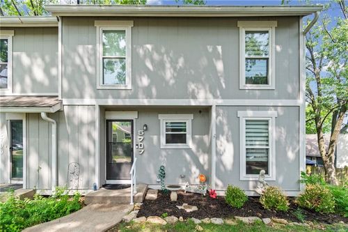 5707 N Oregon Ave, Kansas City, MO, 64151-2641 | Card Image