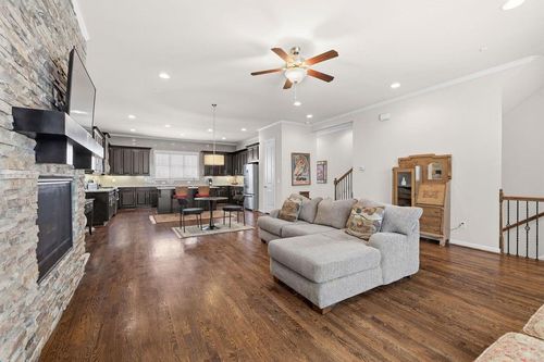 917 Dumaine Trce, Atlanta, GA, 30328-2680 | Card Image
