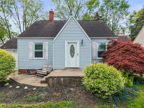 4238 20th St Nw, Canton, OH, 44708-2847 | Card Image