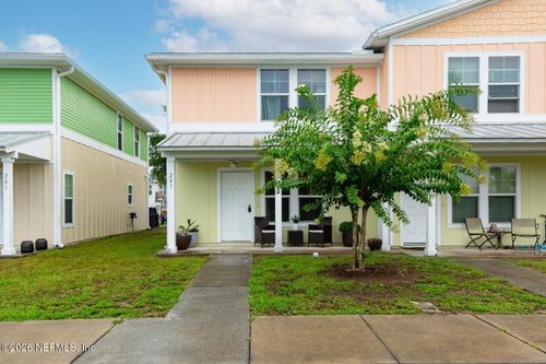 205 Ocean Gate Dr, Atlantic Beach, FL, 32233-2572 | Card Image