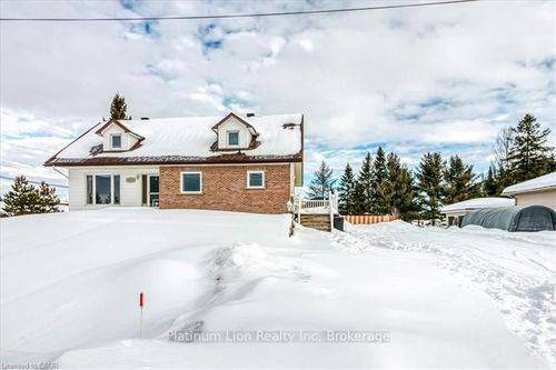 2088 Pilon St, Chelmsford, ON, P0M1L0 | Card Image