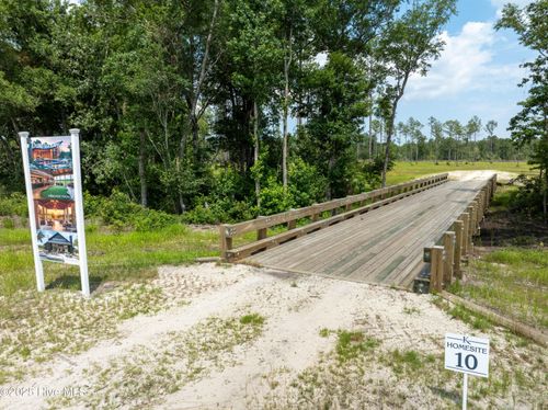10 Kingibird, Rocky Point, NC, 28457 | Card Image